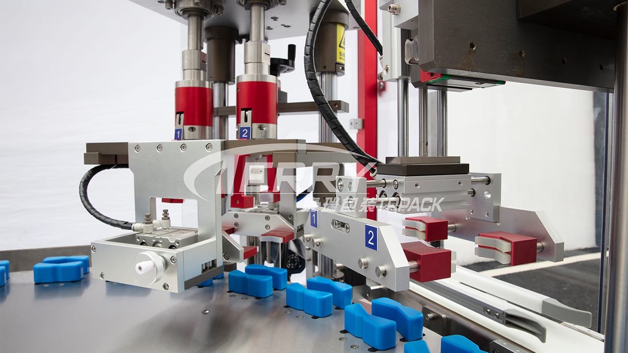 servo motor controlled capping for intergrated rotary filling and capping machine