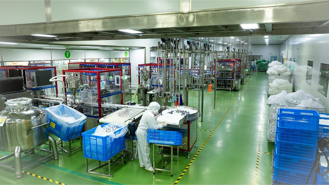 Automatic Tube Feeding Machine, Fully Automatic Turntable Machine, Filling, Capping And Sealing Integrated Machine Project Site (3)